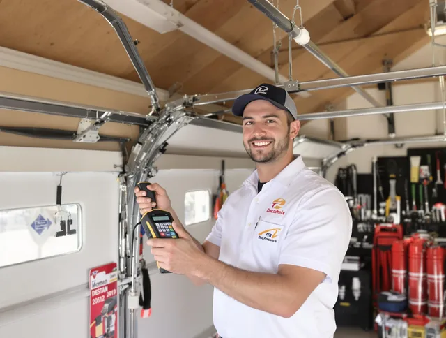 Kent Garage Door Repair local technician providing expert garage door repair in Kent neighborhood